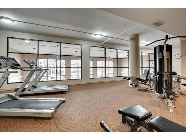 Foto del edificio - 401 N 2nd St