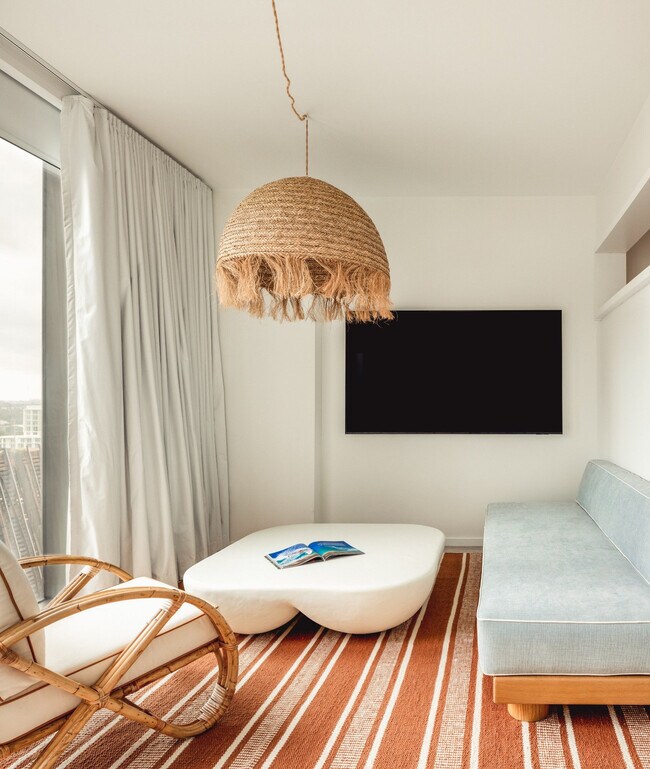 Foto del edificio - 221 SW 1st Ave