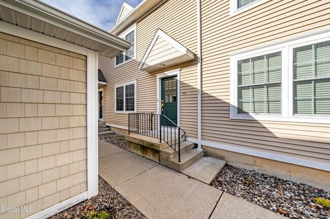 Foto del edificio - 1112 Western Ave