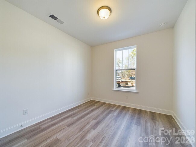 Foto del edificio - 15337 Ballancroft Pkwy
