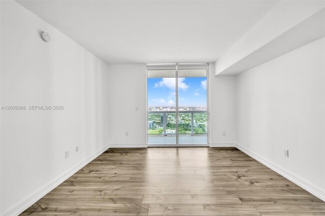 Foto del edificio - 1800 N Bayshore Dr