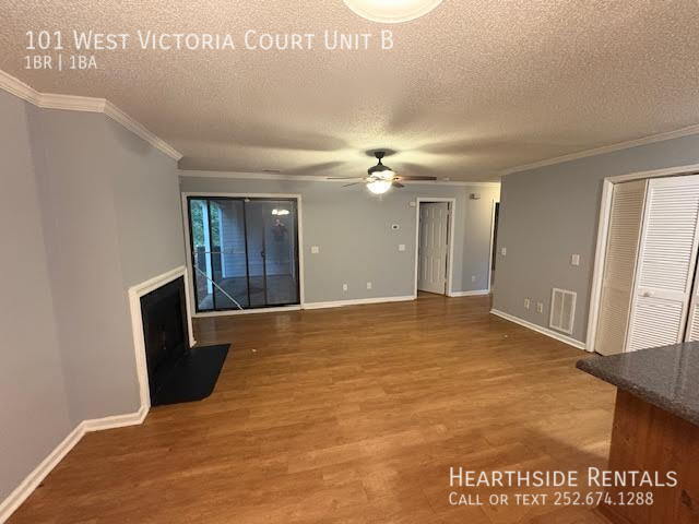 Foto del edificio - 101 W Victoria Ct