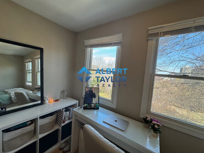 Foto del edificio - 68 Calumet St