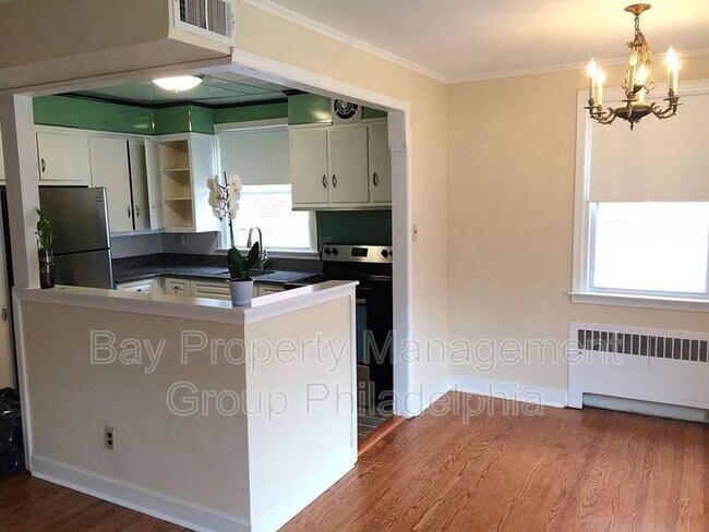 Building Photo - 2440 N 50th St