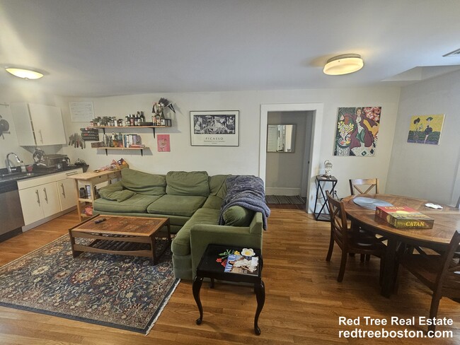 Building Photo - 7 Riverside Pl