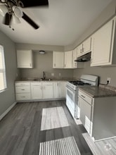 Building Photo - 5018 Forest Park Pl