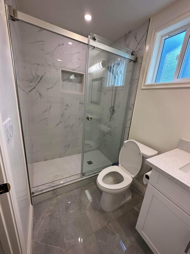 Foto del edificio - 9421 Peach St