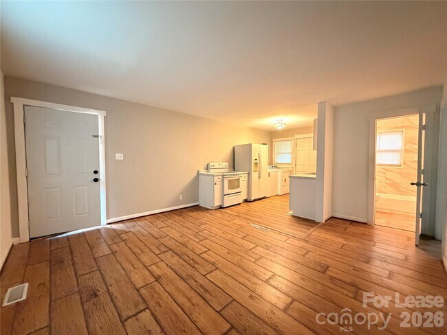 Foto del edificio - 825 Rodey Ave