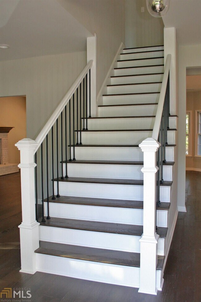 Building Photo - 406 Burgess Point