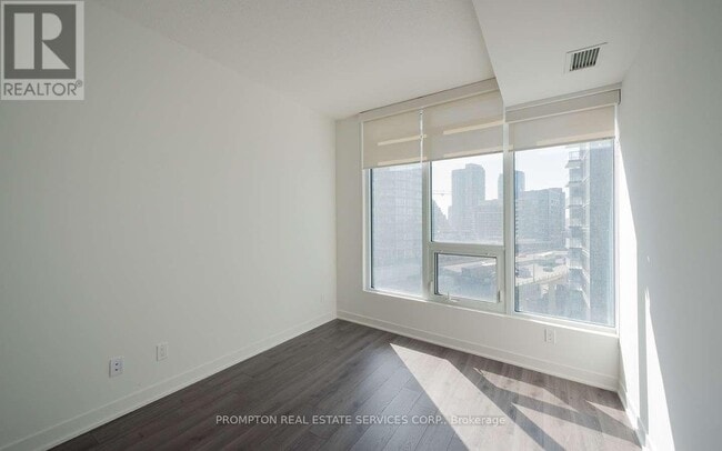 Building Photo - 70 Queens Wharf Rd