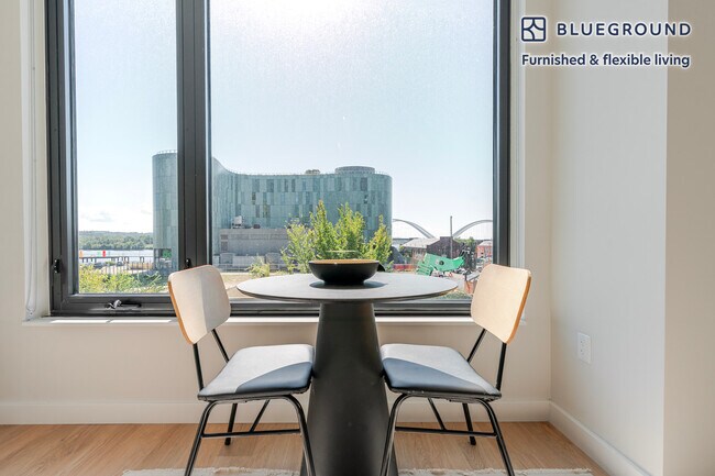 Foto del edificio - 1300 Yards Pl SE