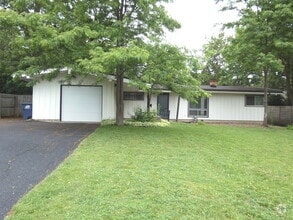 Building Photo - 1156 Myrtle Ln