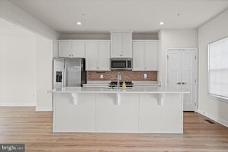 Building Photo - 4111 Shirley Rose Ct
