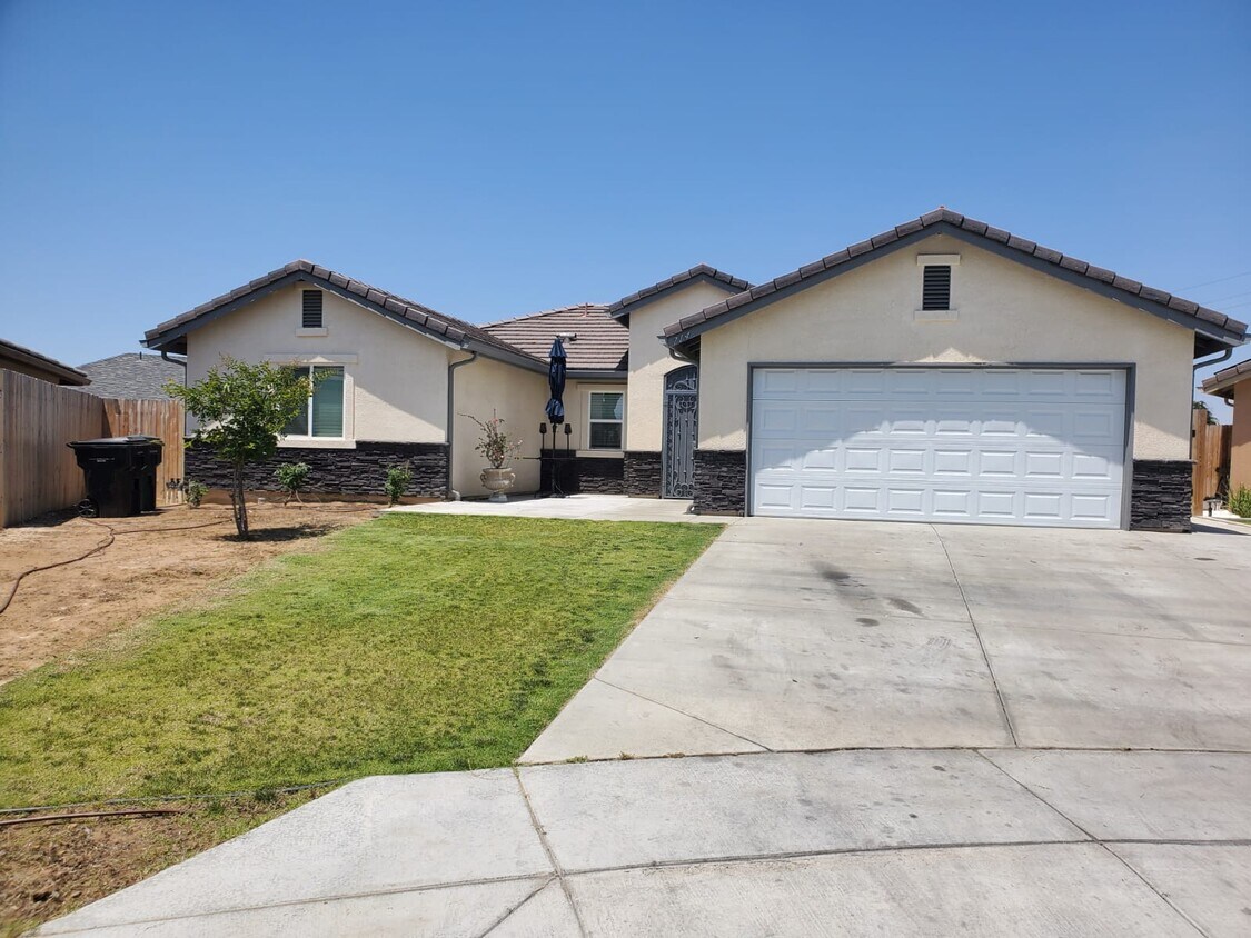 714 Samba Ct, Bakersfield, CA 93306 House Rental in Bakersfield, CA