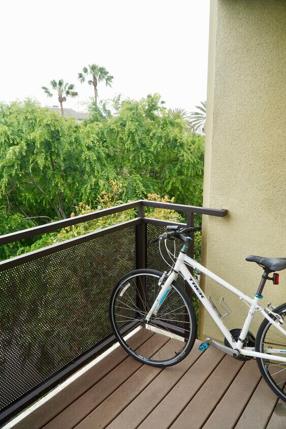 Foto principal - 13200 Pacific Promenade