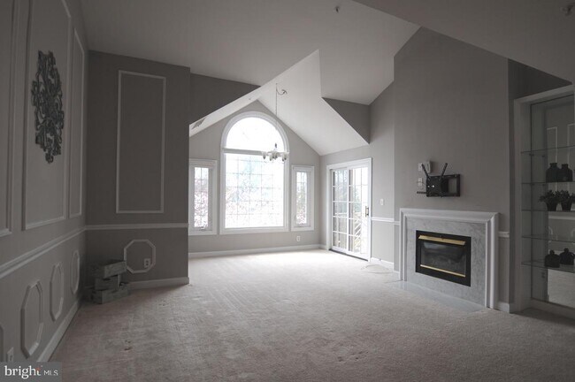 Building Photo - 12205 Fairfield House Dr