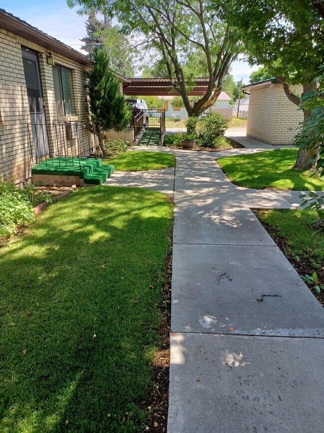 66 S Main St Unit 1, Downey, ID 83234 Room for Rent in Downey, ID