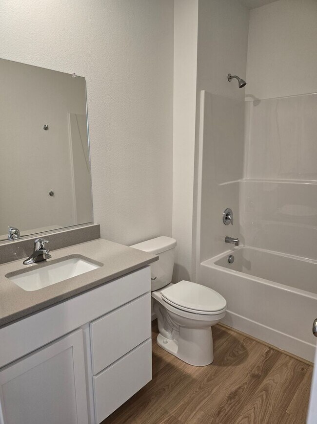 Foto del edificio - 5190 E Dorado Ave