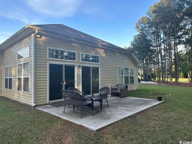 Building Photo - 308 Vesta Dr