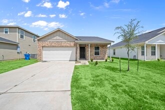 Building Photo - 15555 Taylorcrest Dr