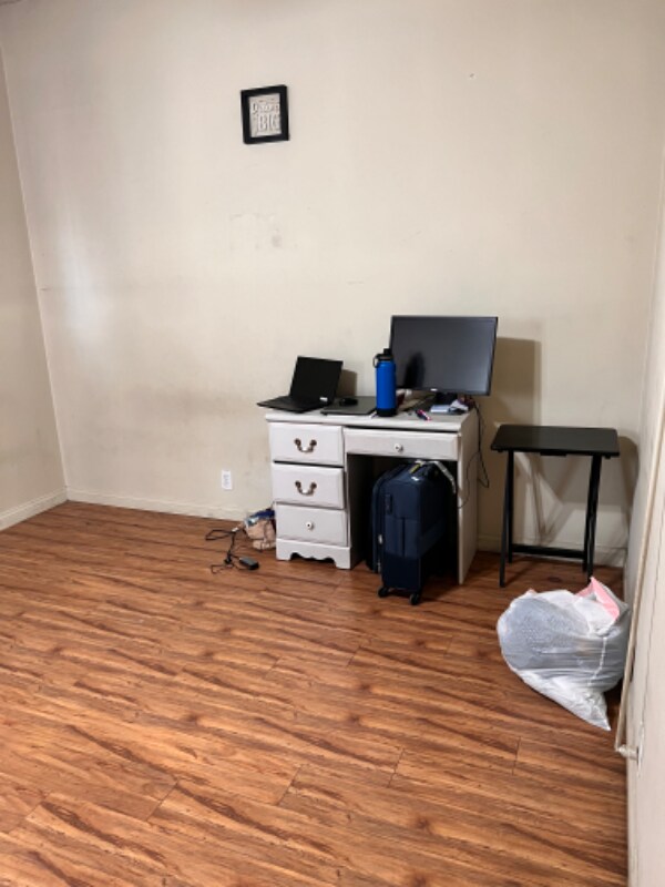 1633 Amberwood Dr, South Pasadena, CA 91030 Room for Rent in South