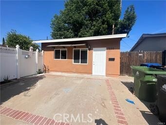 Foto principal - 7820 N Farralone Ave