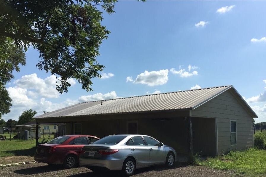 Front of House - 21527 Binford Rd