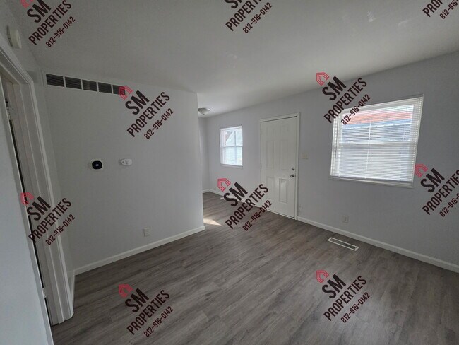 Foto del edificio - 605 W Michigan St