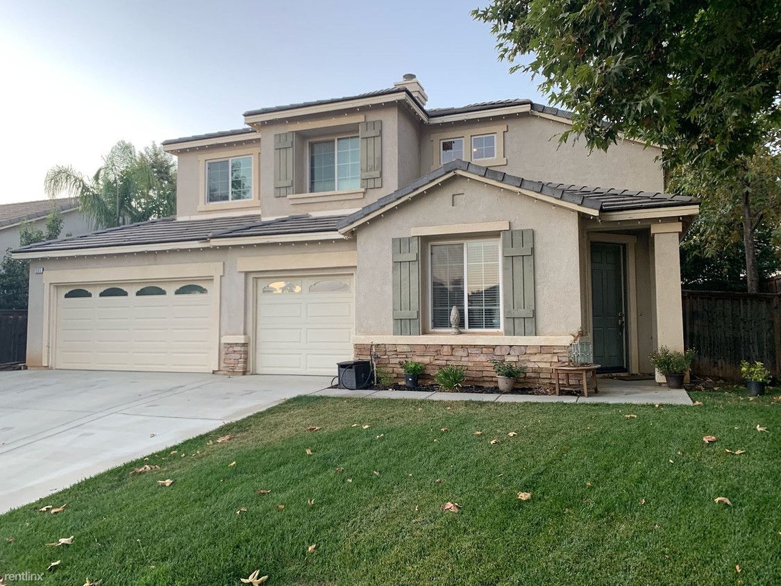 Primary Photo - 4 br, 3 bath House - 1595 Mountain View Tr