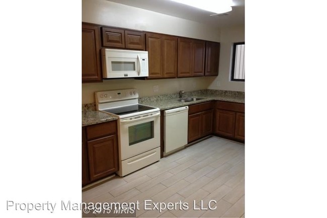 Building Photo - 15259 Coachman Ter