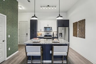 Building Photo - Cortland ChampionsGate