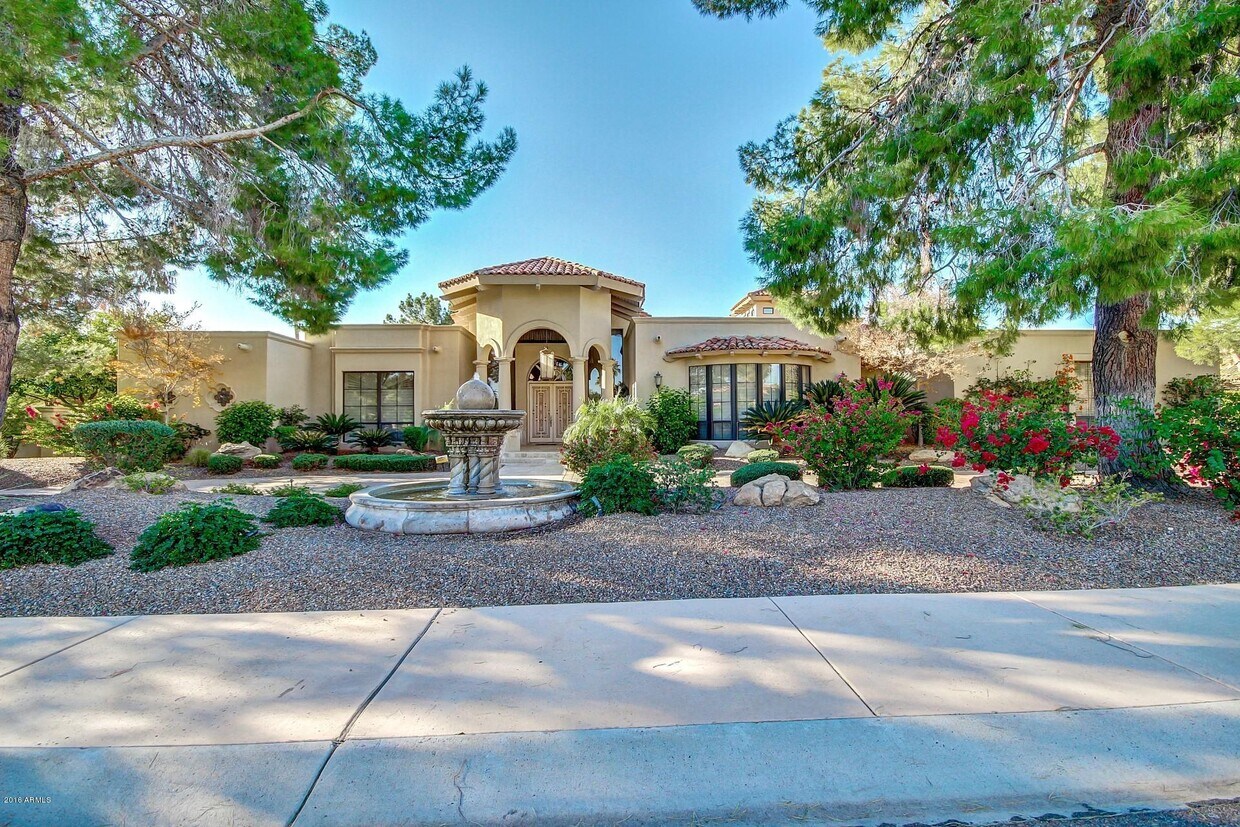 Foto principal - 6127 E Horseshoe Rd