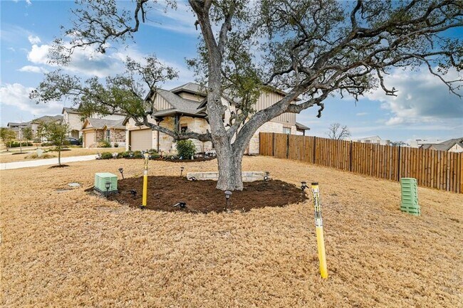 Building Photo - 400 Lewisville Ln