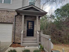 Building Photo - 2725 Daybreak Ct