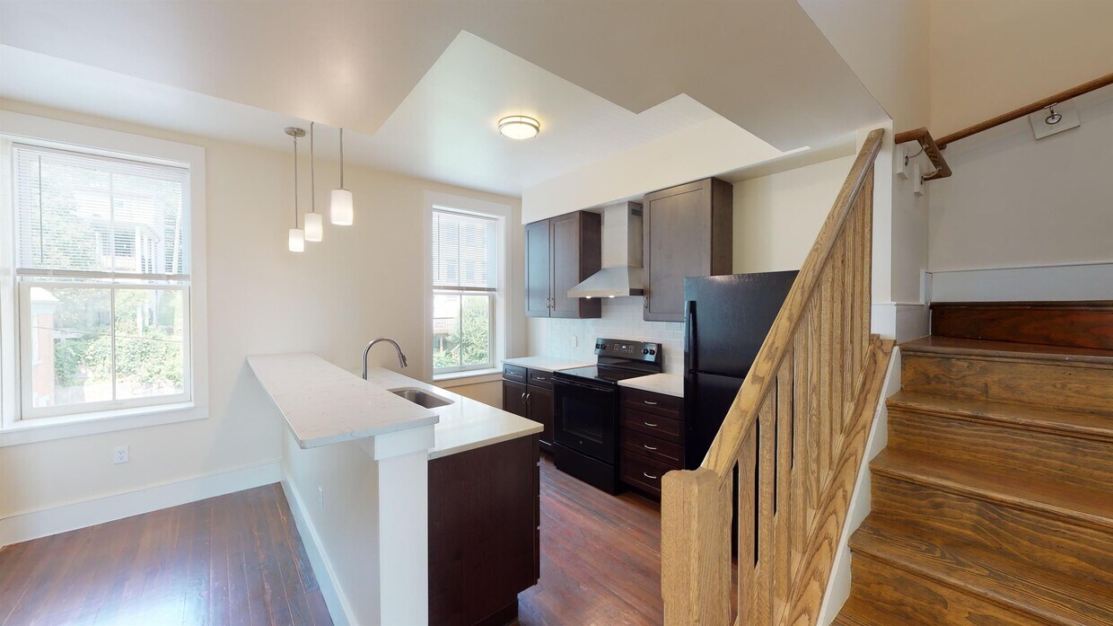 Foto principal - 105 Peete St