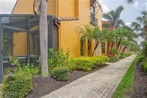 Building Photo - 11936 Izarra Way