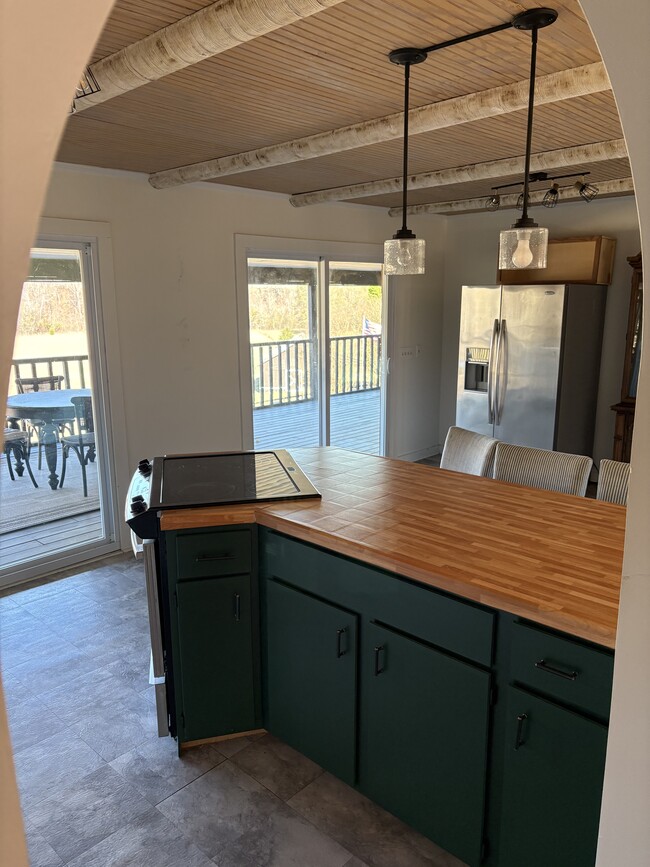 Building Photo - 1736 Harmony Grove Church Rd