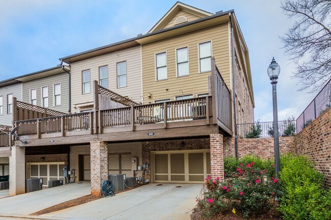 Foto del edificio - 548 Village Park Dr NW