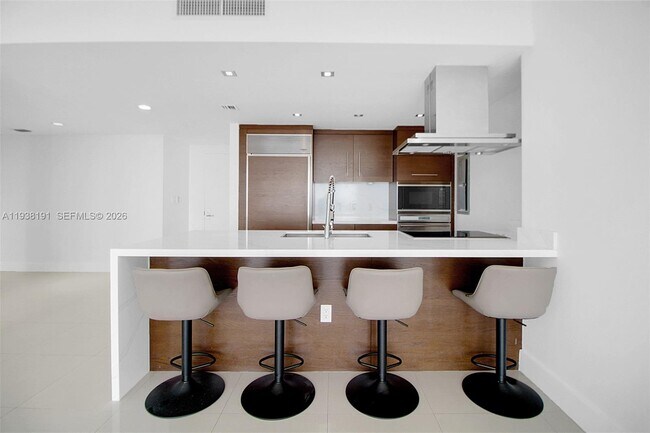 Foto del edificio - 495 Brickell Ave