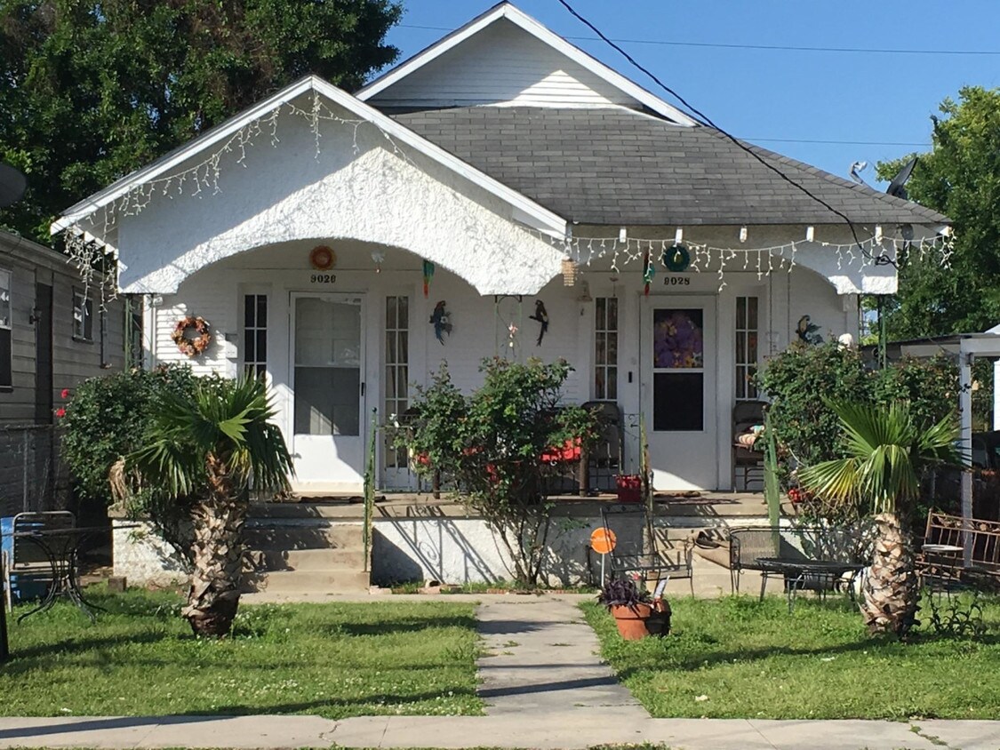 9026 Edinburgh St, New Orleans, LA 70118 House Rental in New Orleans