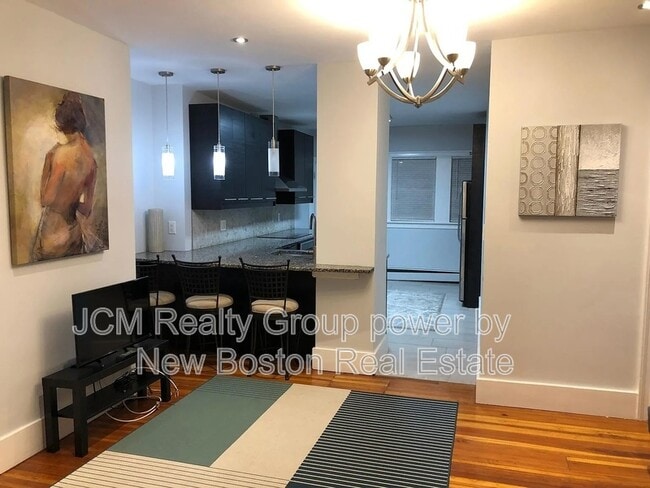 Photo - 18 West St Townhome