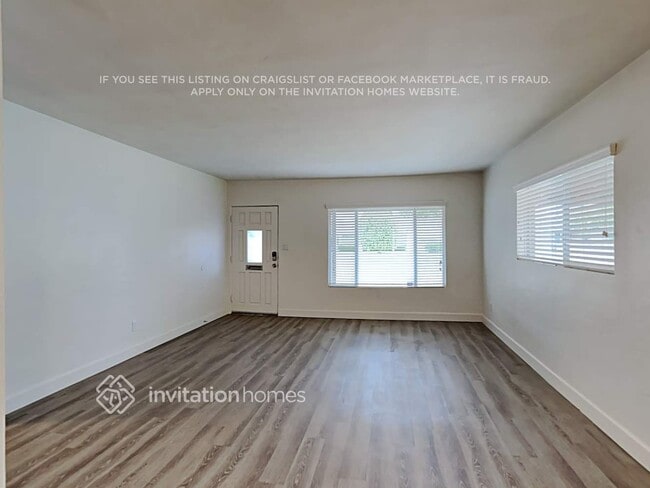 Building Photo - 6734 N 10th Ave