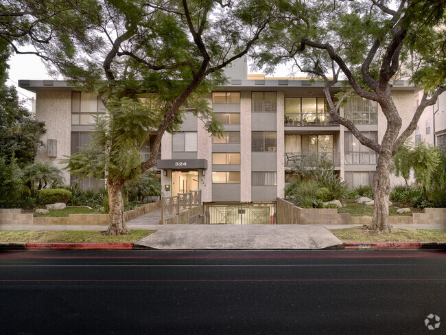 324 North Oakhurst Drive Front Exterior - Oakhurst 90210 Apartments