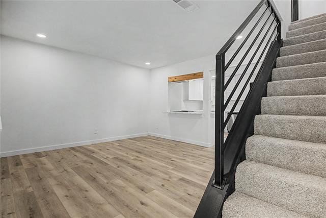 Foto del edificio - 502 Rogers Way