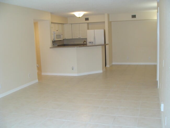 Building Photo - 4235 S 57th Ave