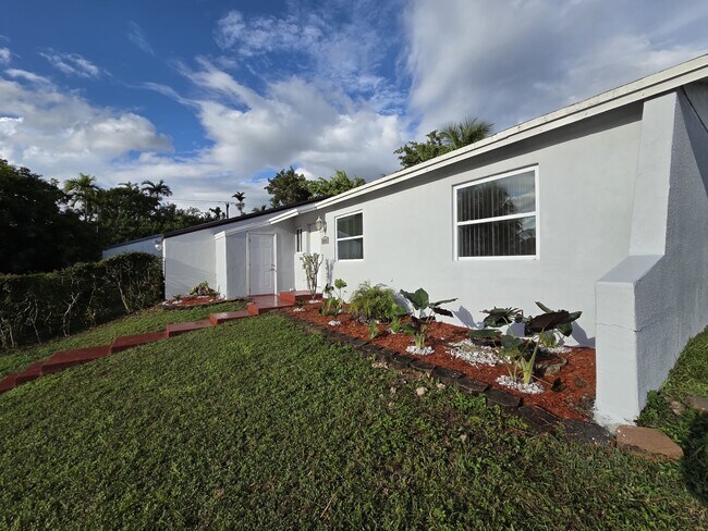Foto del edificio - 20845 Grouper Dr