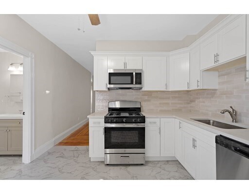 Building Photo - 240 Mt Vernon St