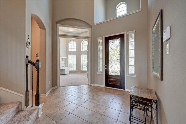 Building Photo - 3806 Grand Promenade