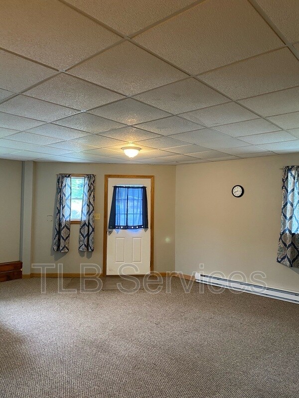 Foto del edificio - 1586 Heart Lake Rd