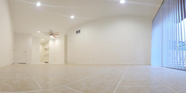 Foto del edificio - 1 bedroom in Van Nuys CA 91406